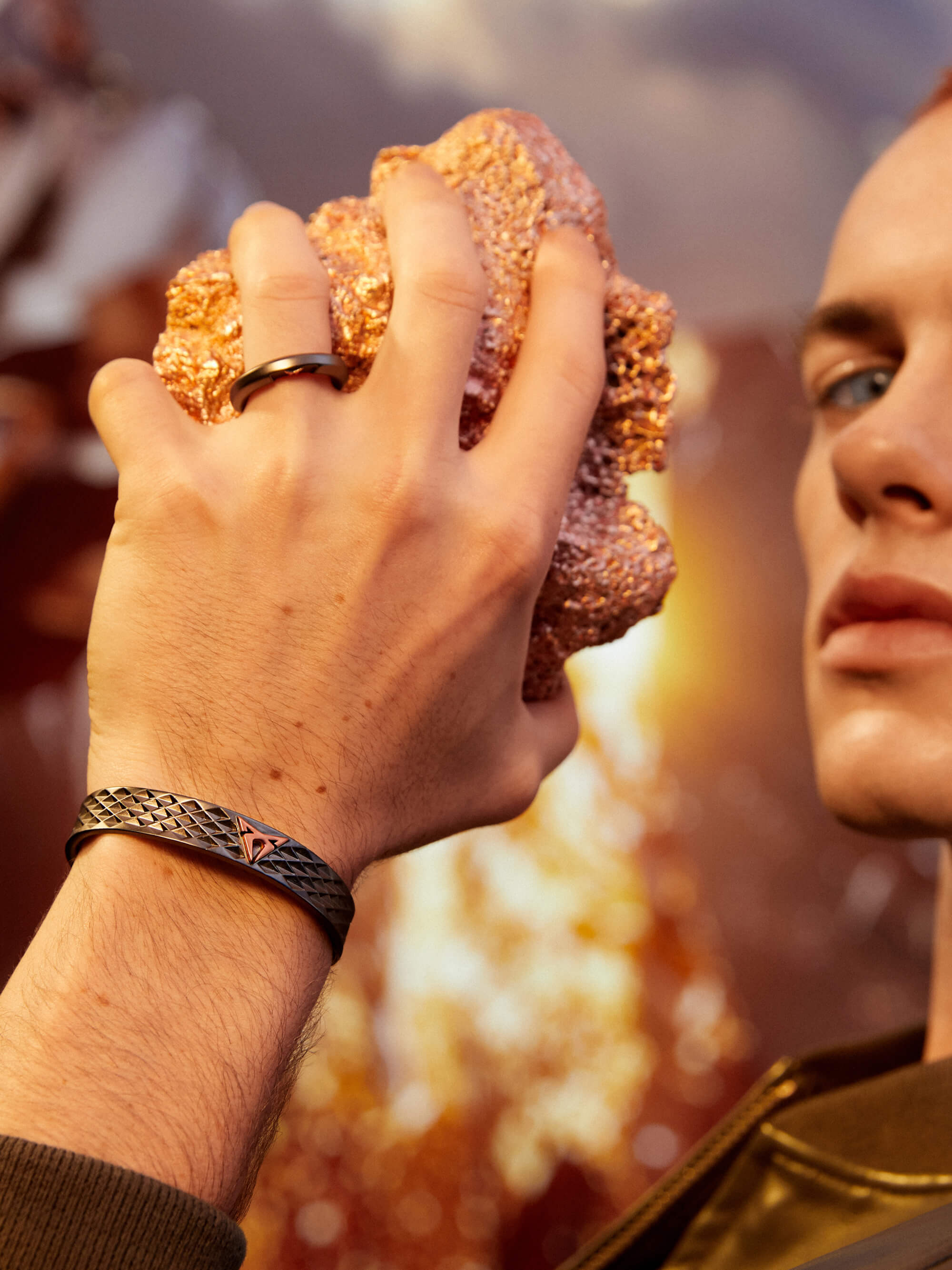 PULSERA DE COBRE MODELO PARAMETRIC - MAM x CUPRA