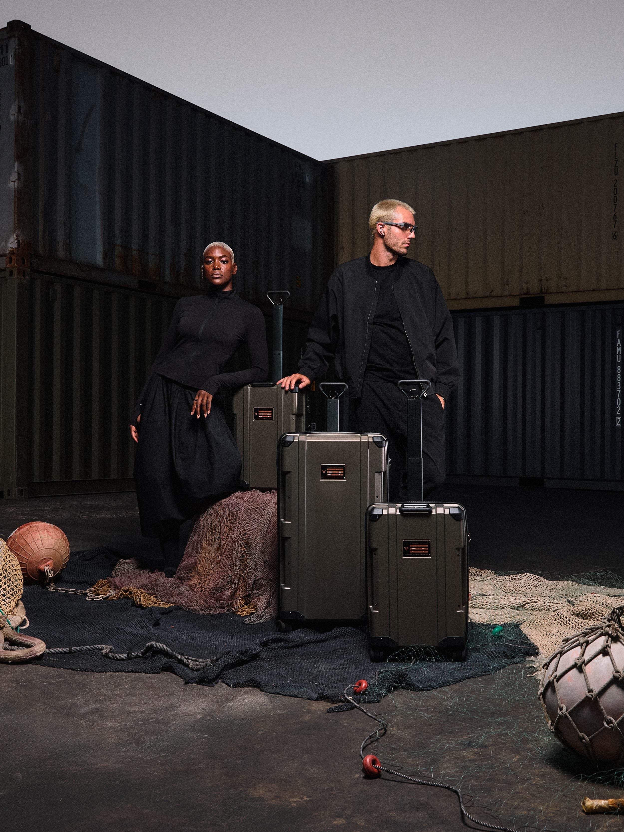 MALETA DE CABINA CENTURY BRONZE - HARPER COLLECTIVE x CUPRA