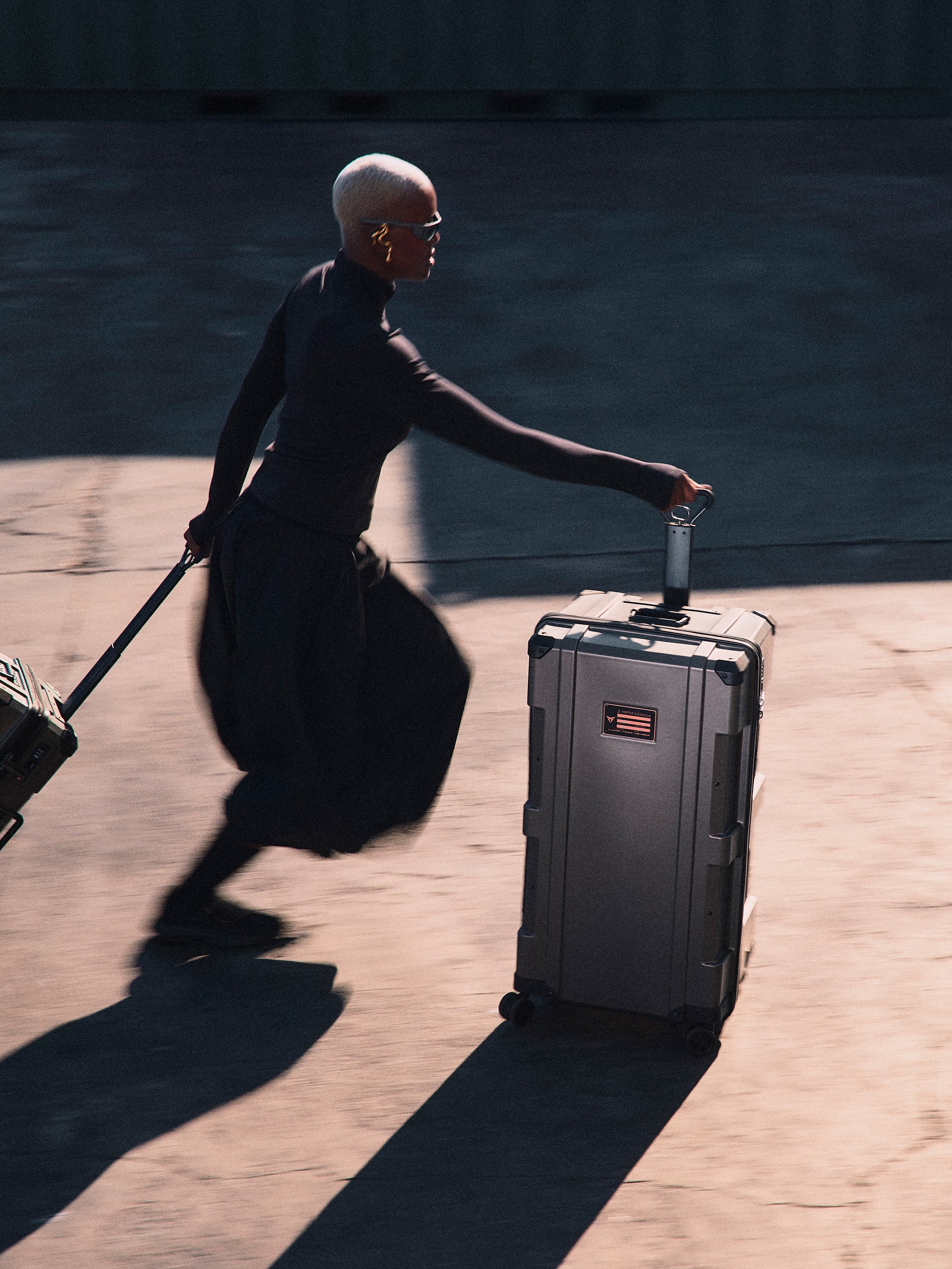 MALETA TRUNK CENTURY BRONZE - HARPER COLLECTIVE x CUPRA