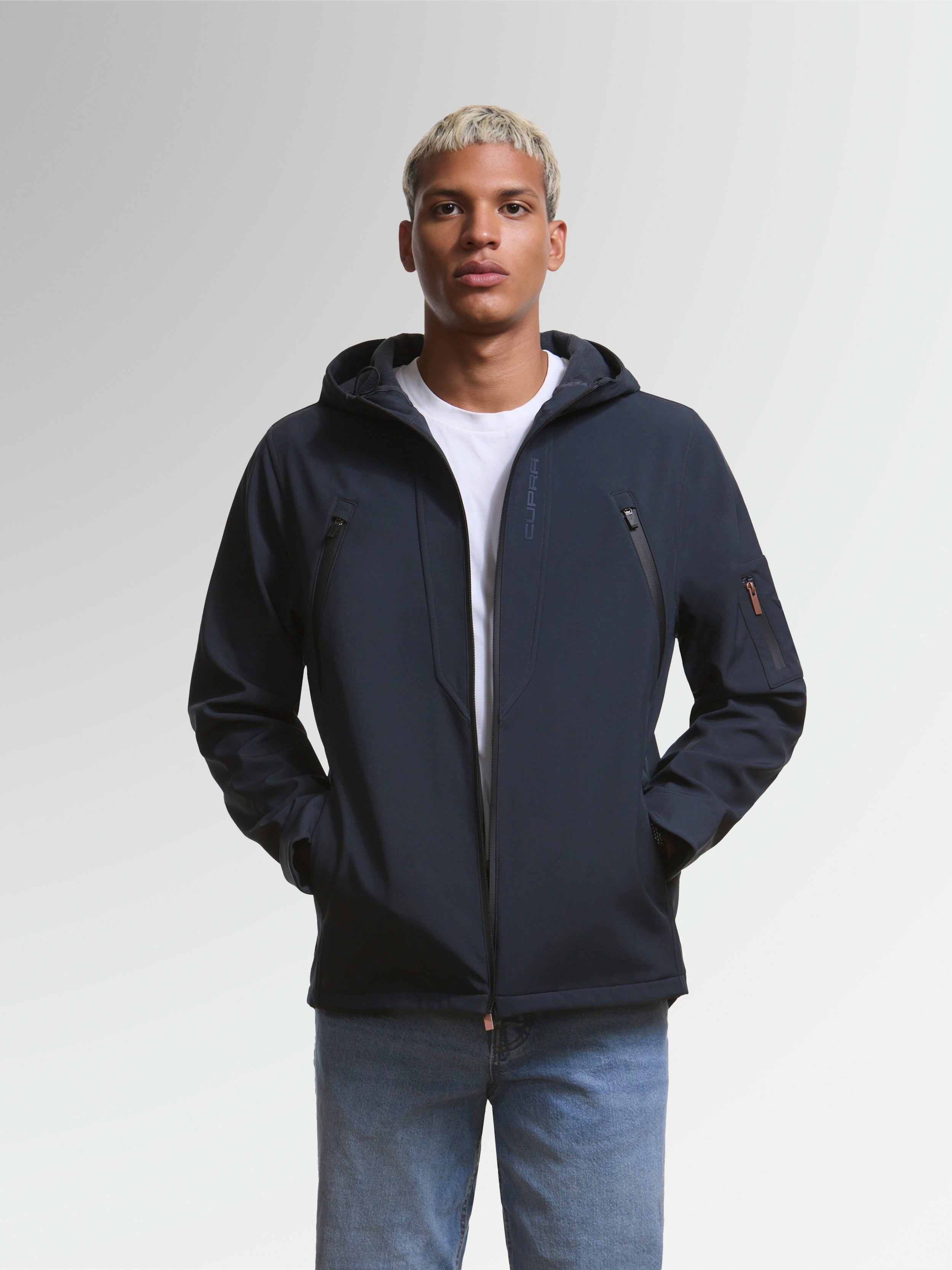 Water-resistant, lightweight softshell jacket | CUPRA Collection