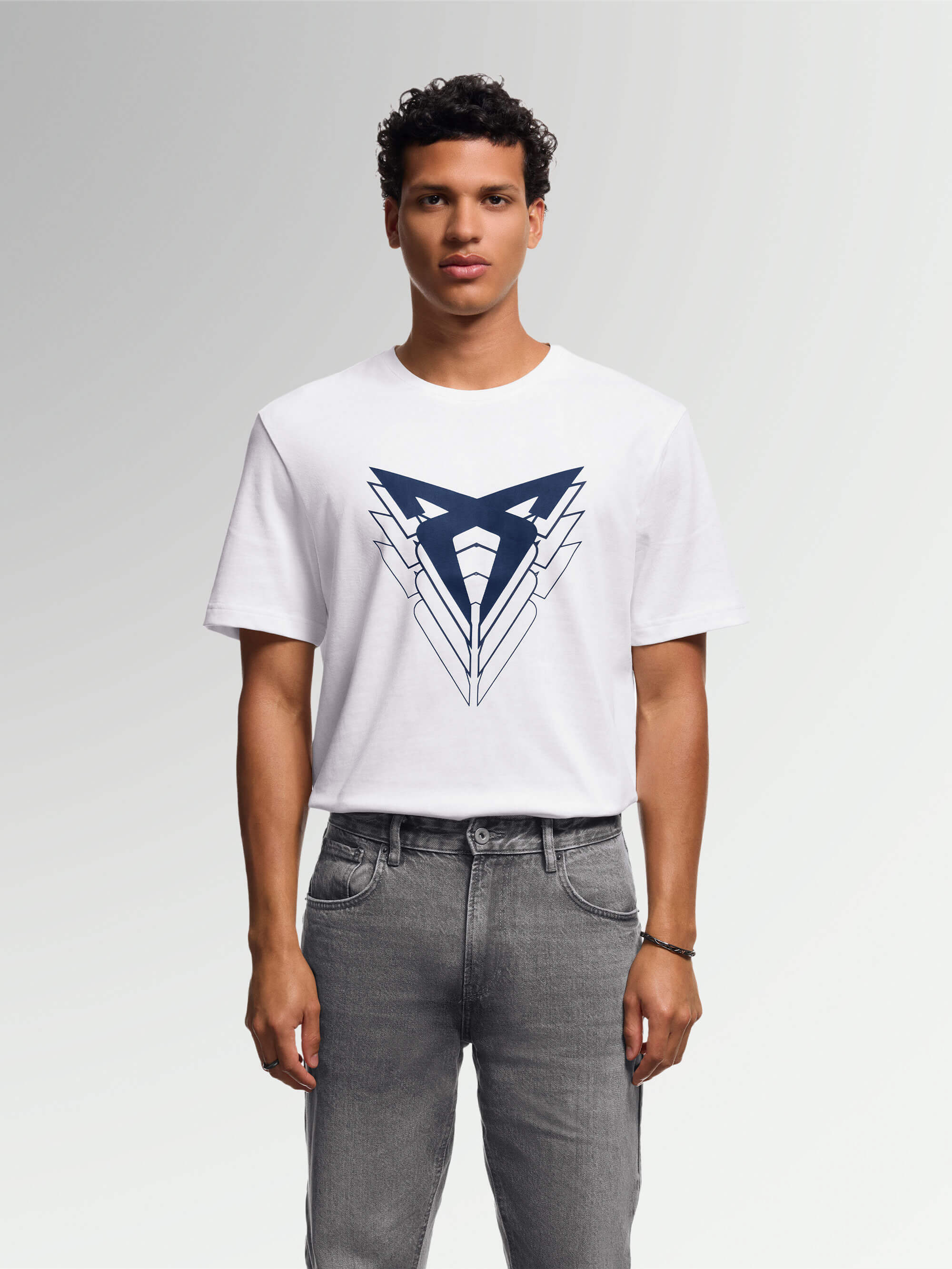 トップス studiolab404 100% Cupra Shirt White short-sleeved CUPRA T-shirt – big logo | CUPRA Collection