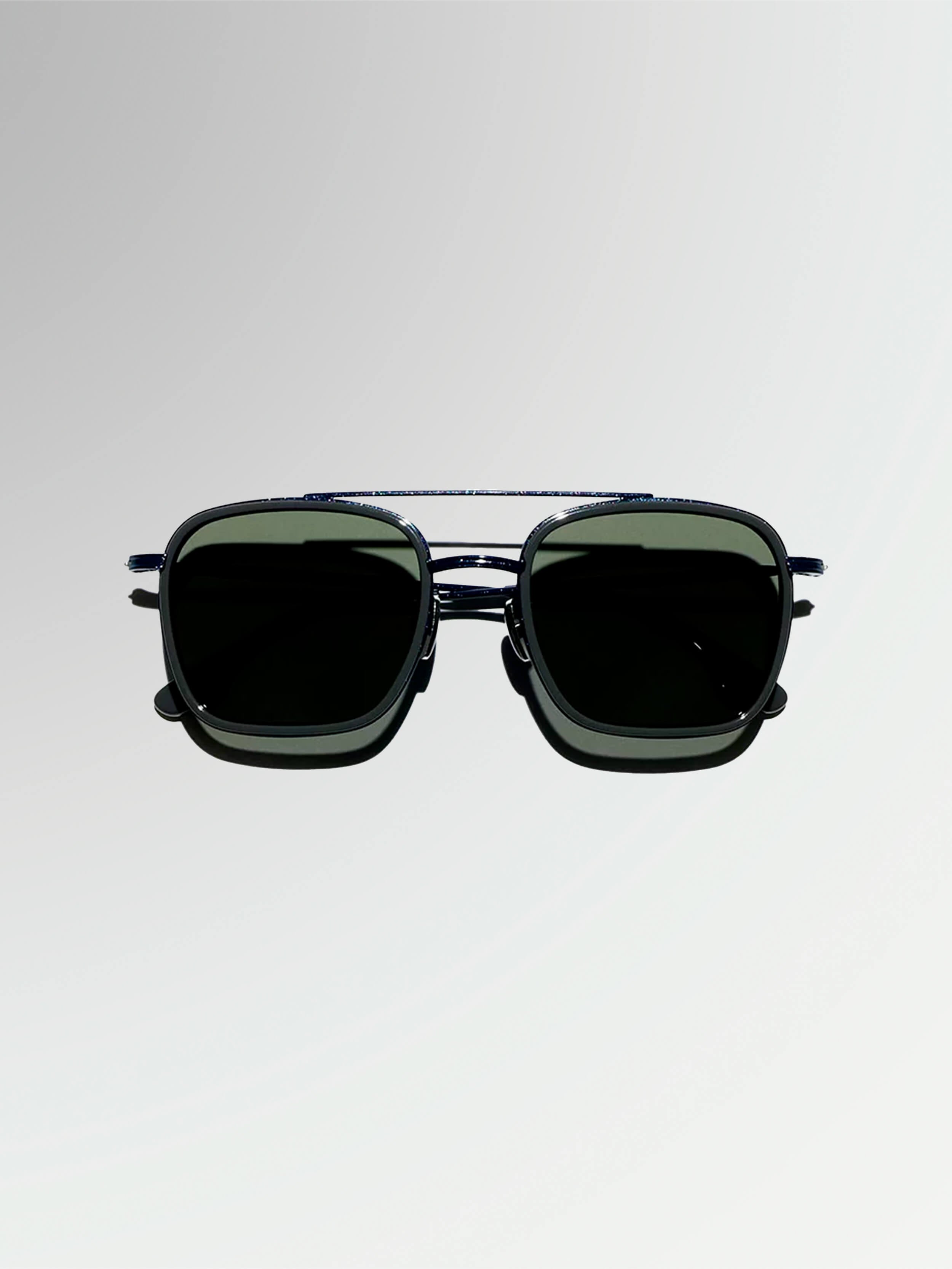 GAFAS DE SOL REUNION METAL EXPLORER DARK ALUMINIUM / MAGNETIC TECH – L.G.R x CUPRA