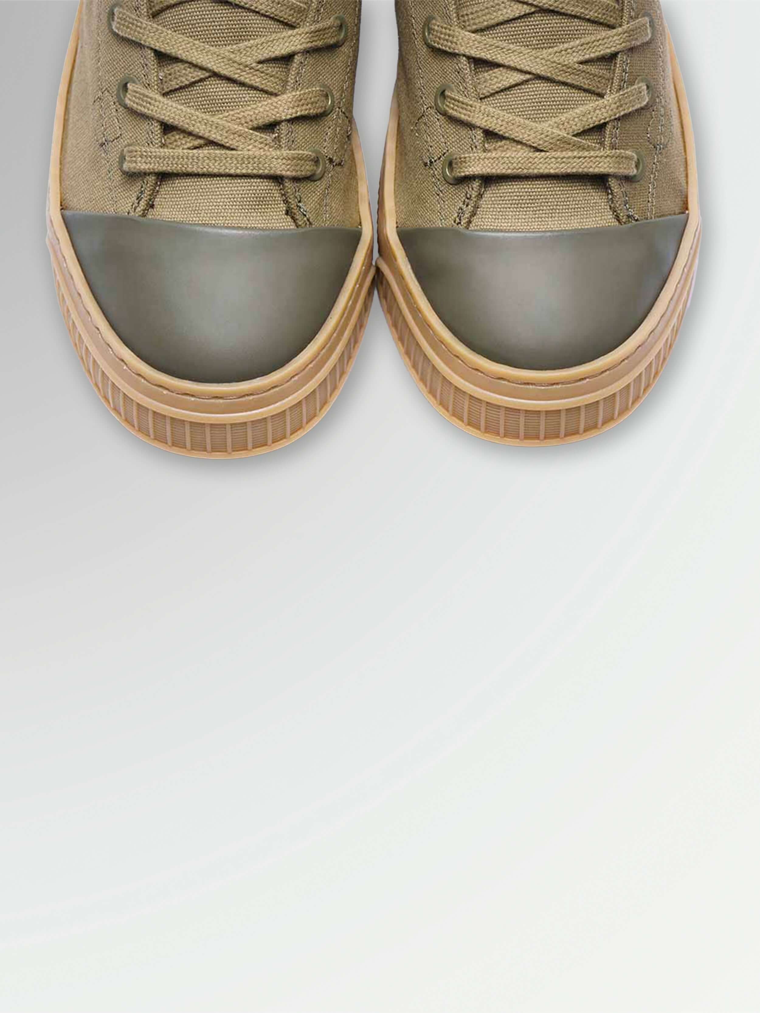 UNISEX-SNEAKERS „BORN“ BROWN | MIKAKUS x CUPRA