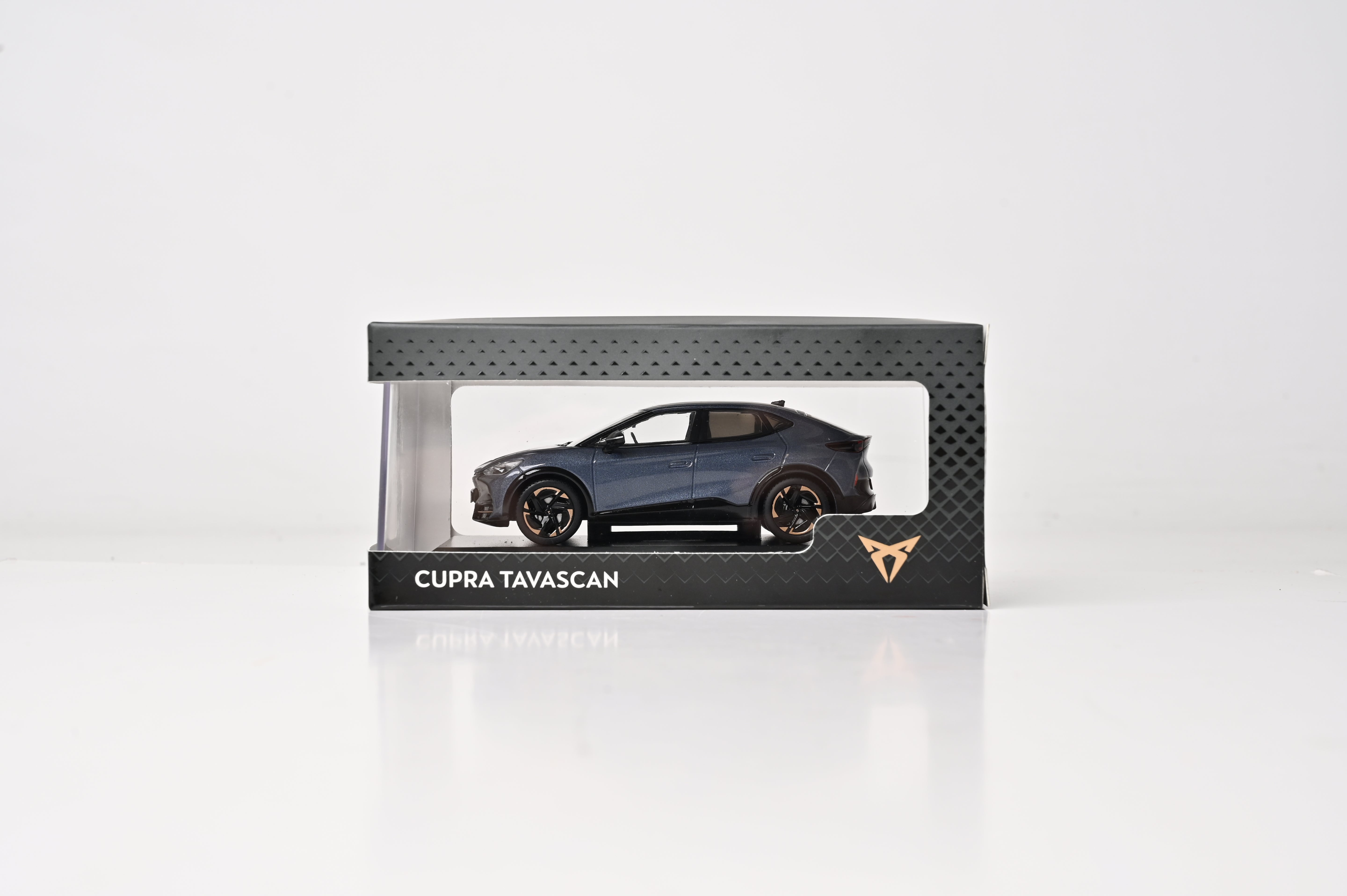 CUPRA TAVASCAN BLUE CAR TO SCALE 1:43