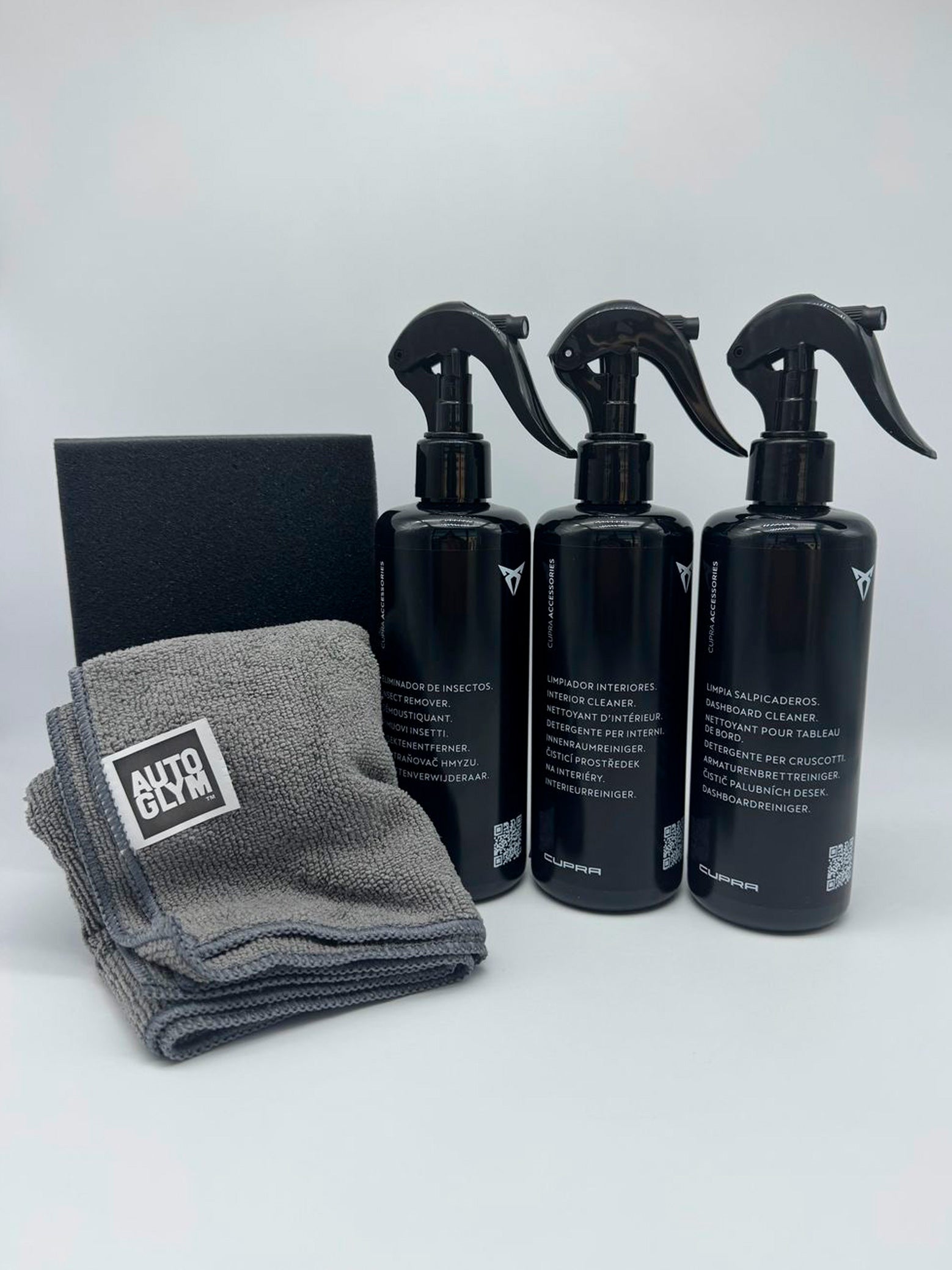KIT DE LIMPIEZA Y MANTENIMIENTO CUPRA:  INTERIOR Y EXTERIOR
