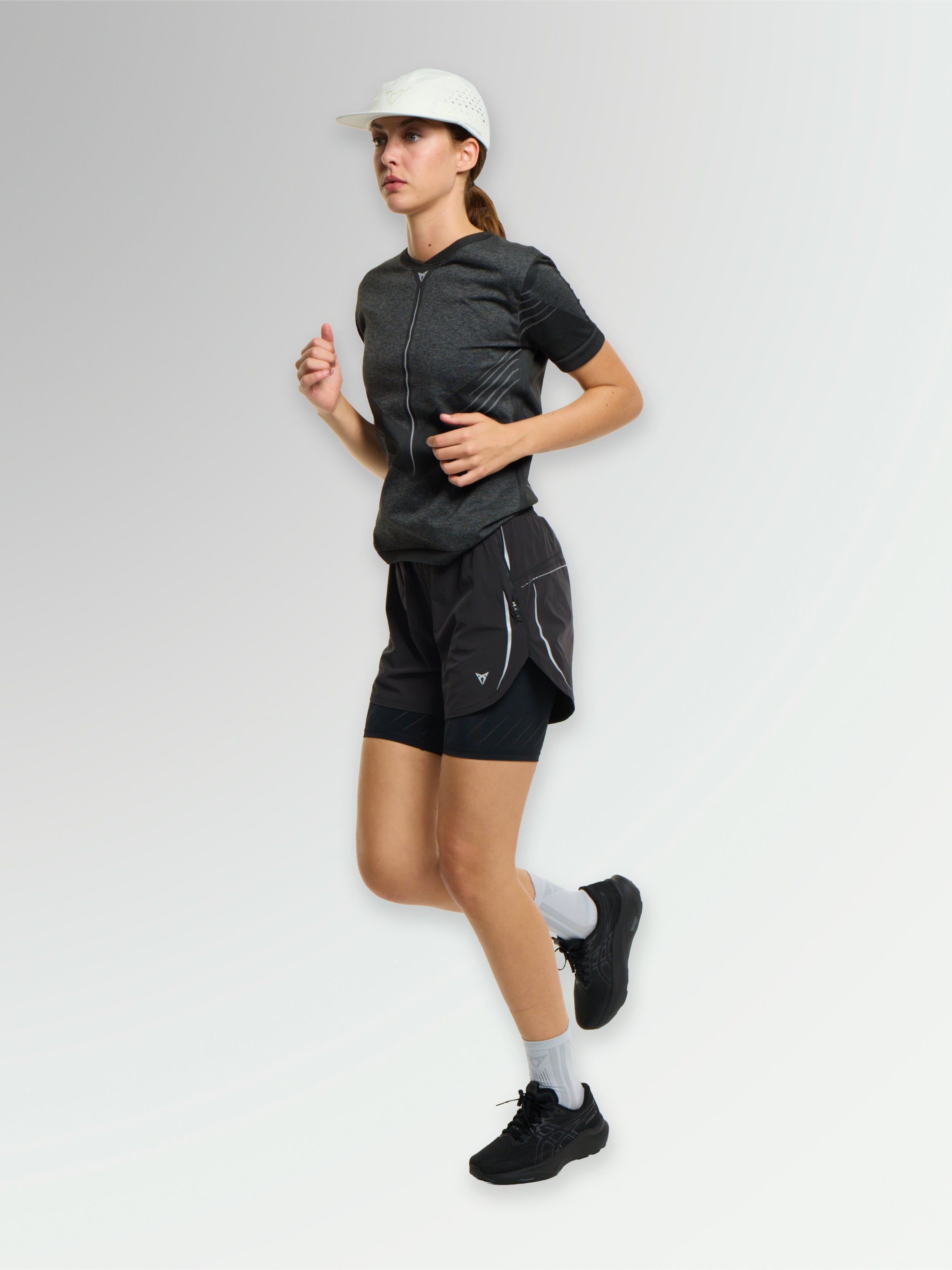 SHORT DEPORTIVO ANTRACITA MUJER