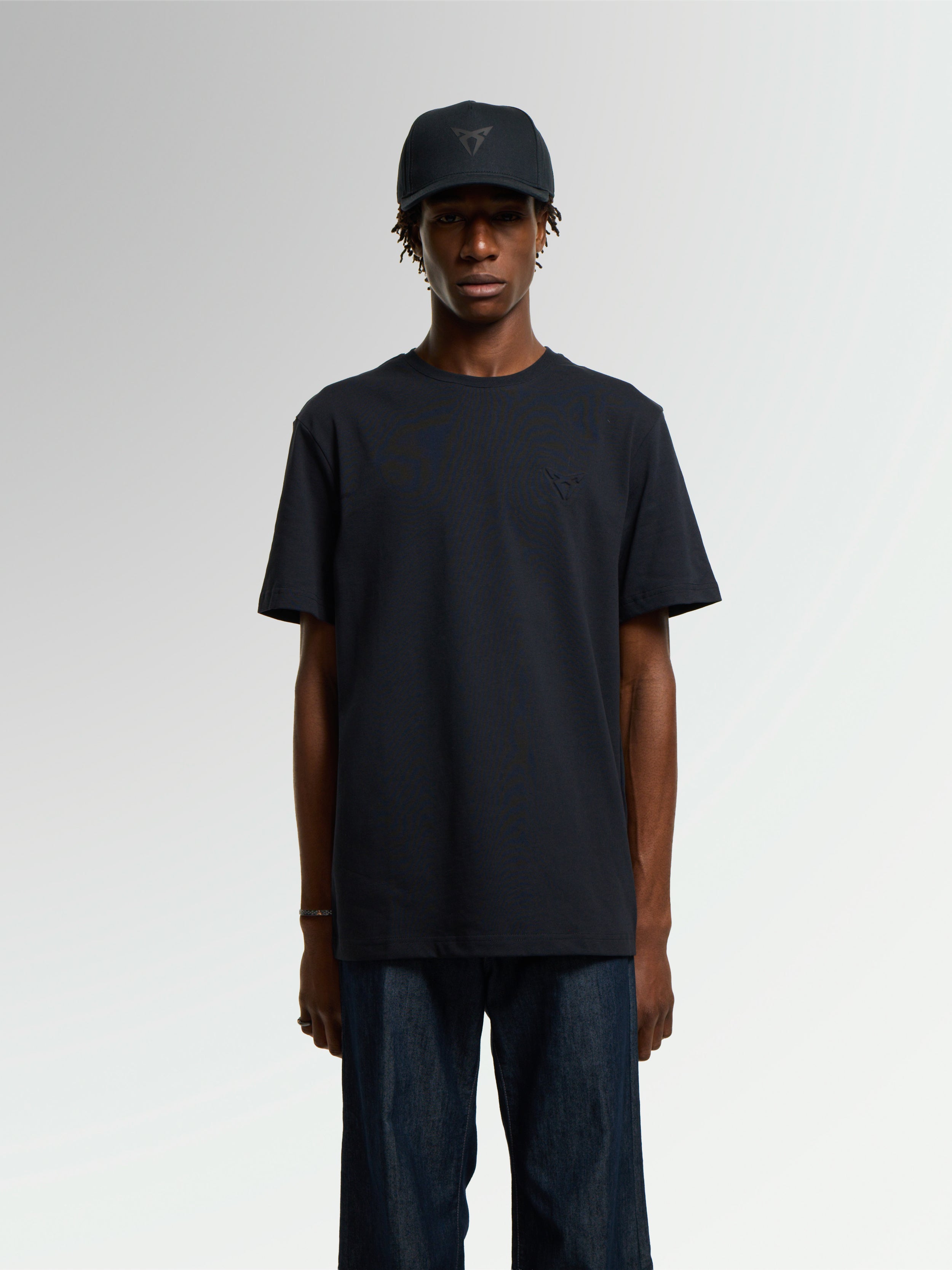 UNISEX BLACK BASEBALL CAP