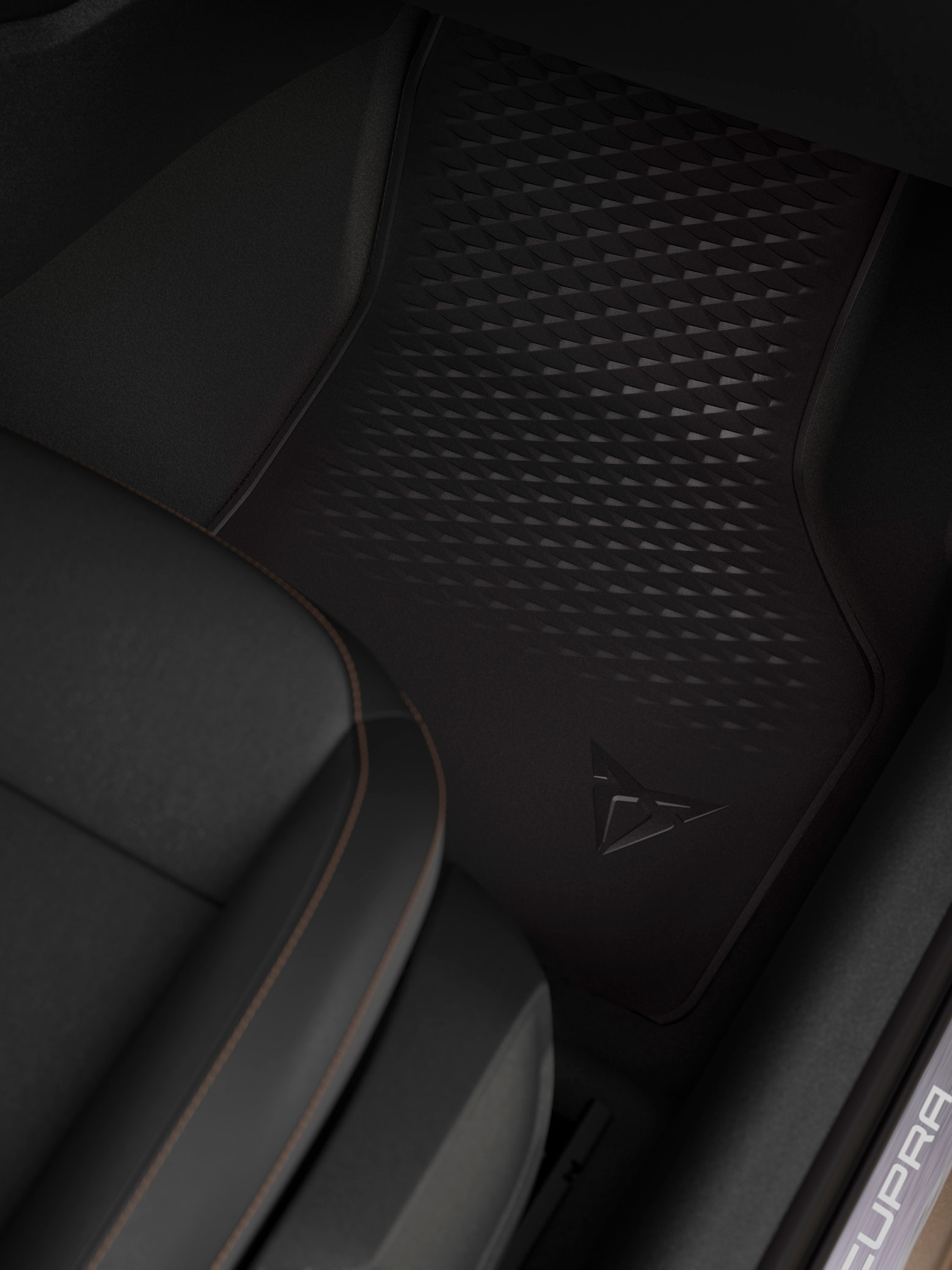 ALFOMBRILLAS DE GOMA TPE MHEV (LHD)