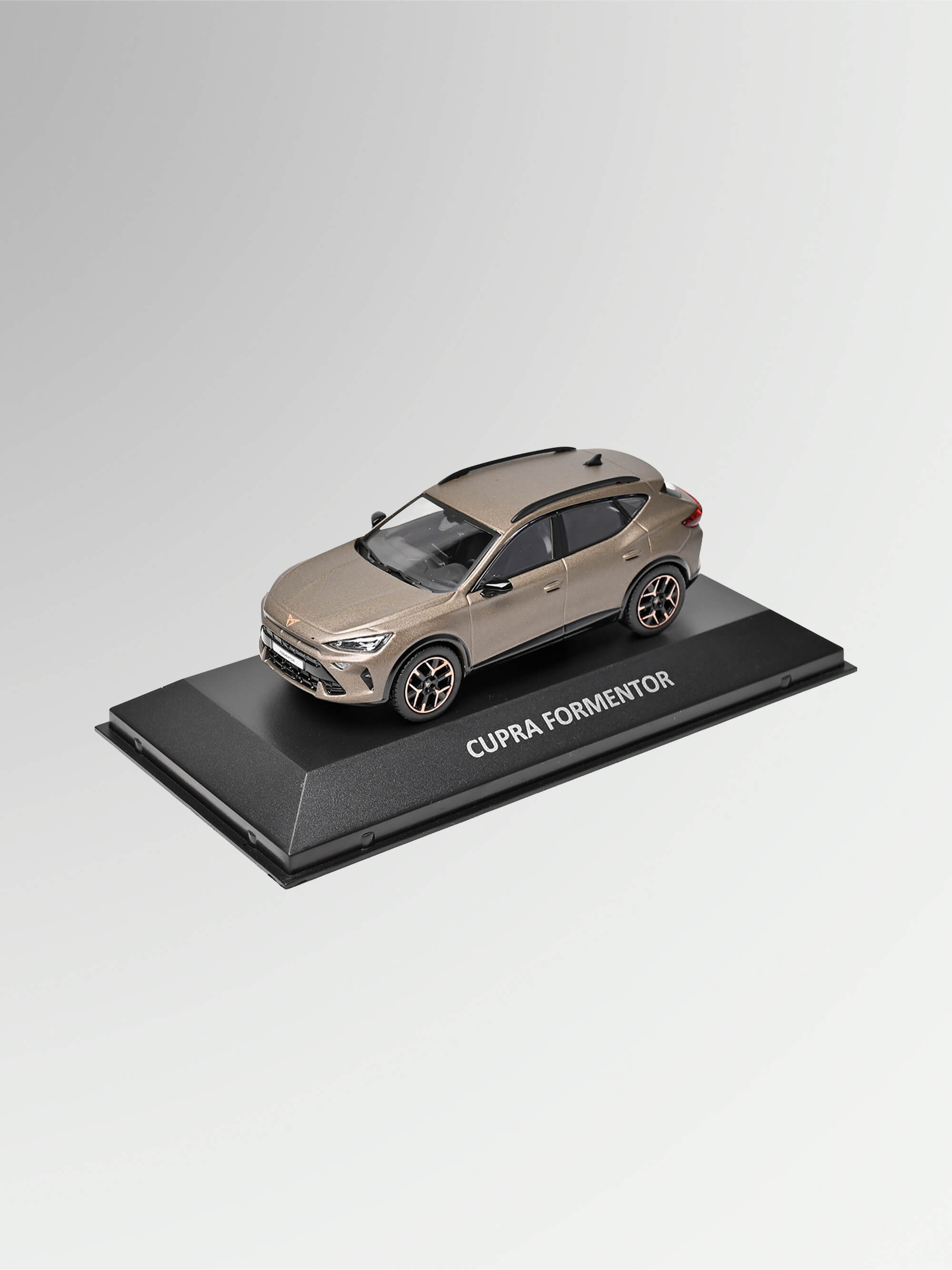 CUPRA FORMENTOR COCHE A ESCALA 1:43 BRONCE CENTURY