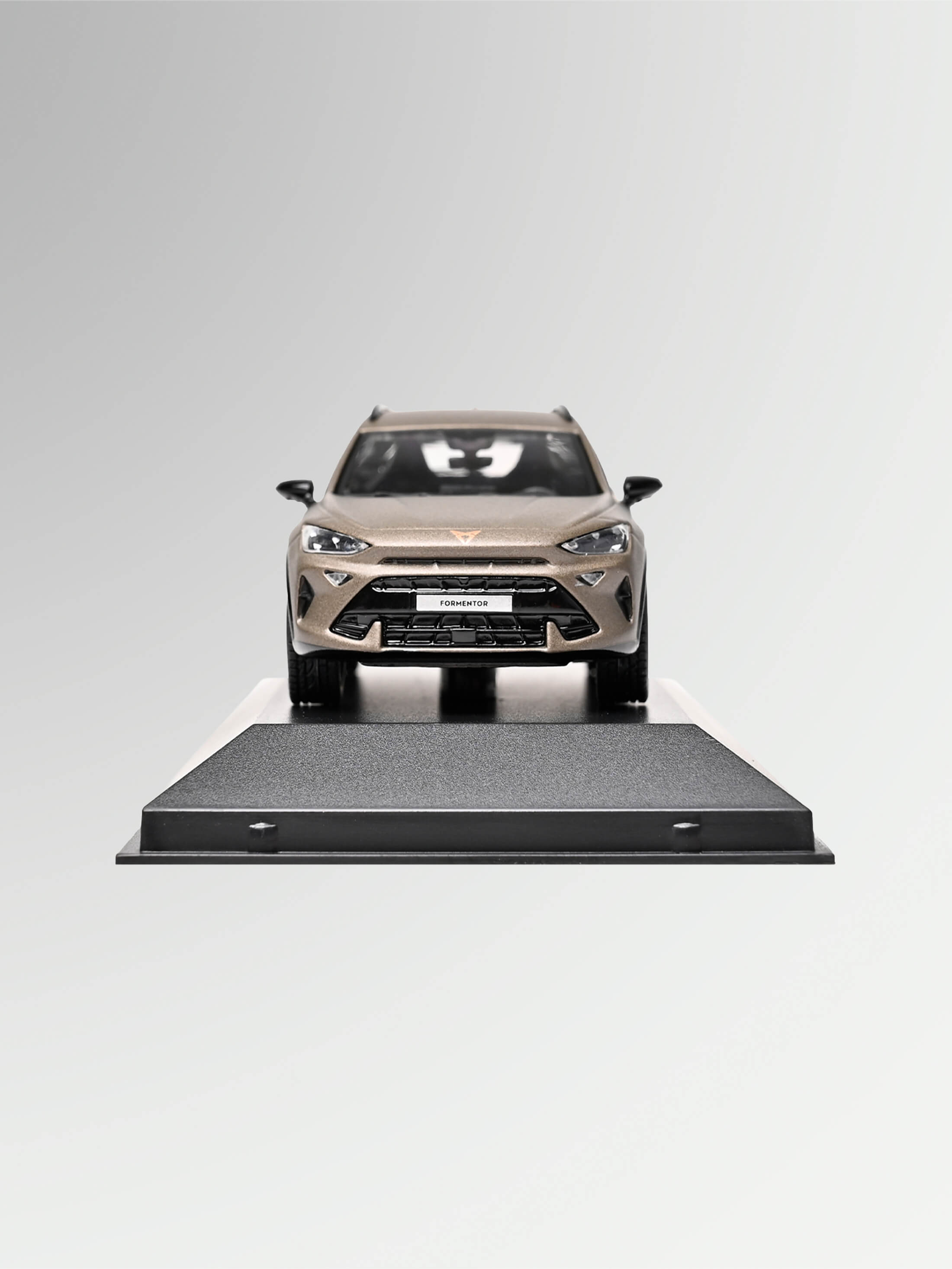 CUPRA FORMENTOR COCHE A ESCALA 1:43 BRONCE CENTURY