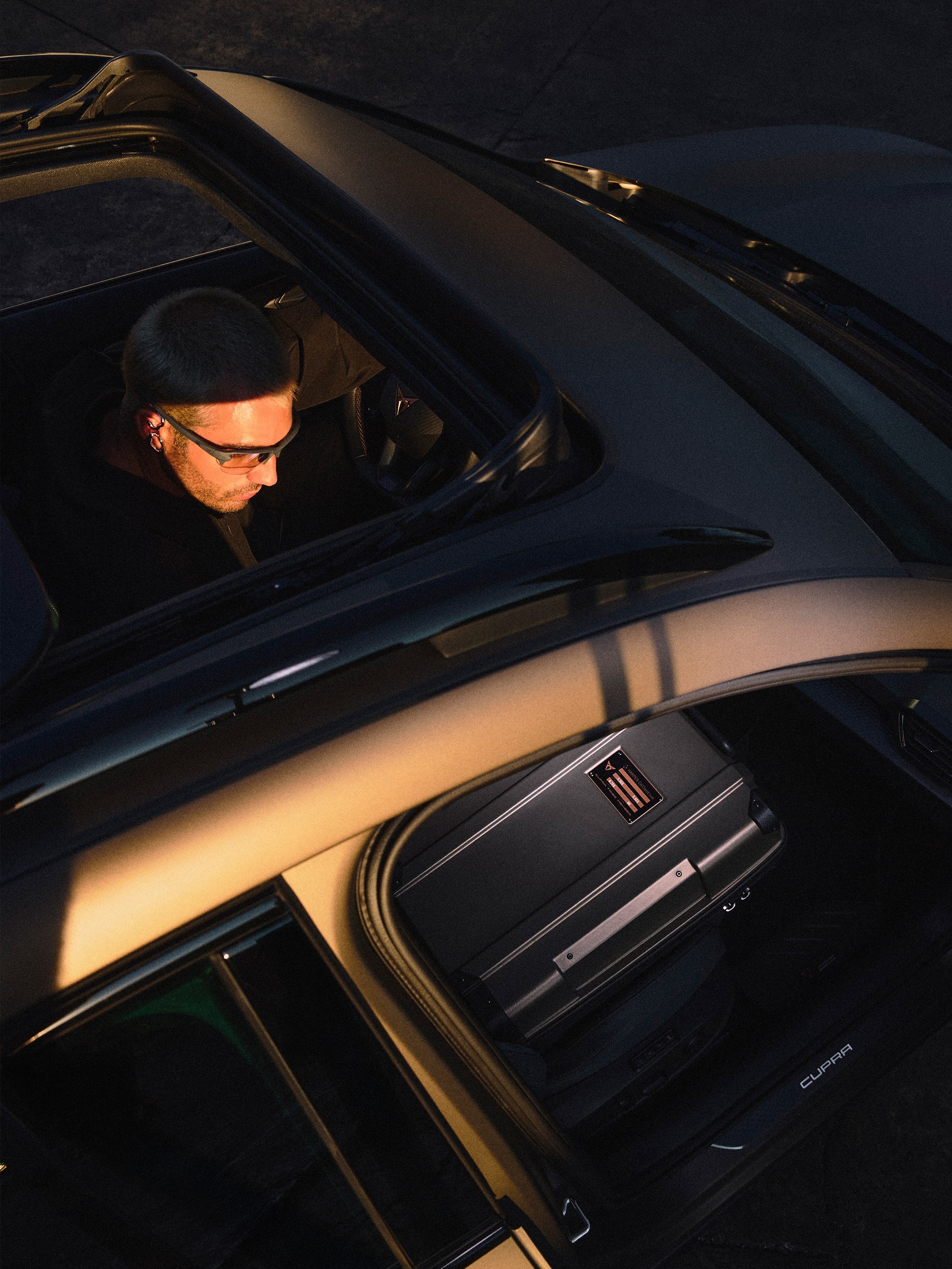 MALETA DE CABINA CENTURY BRONZE - HARPER COLLECTIVE x CUPRA