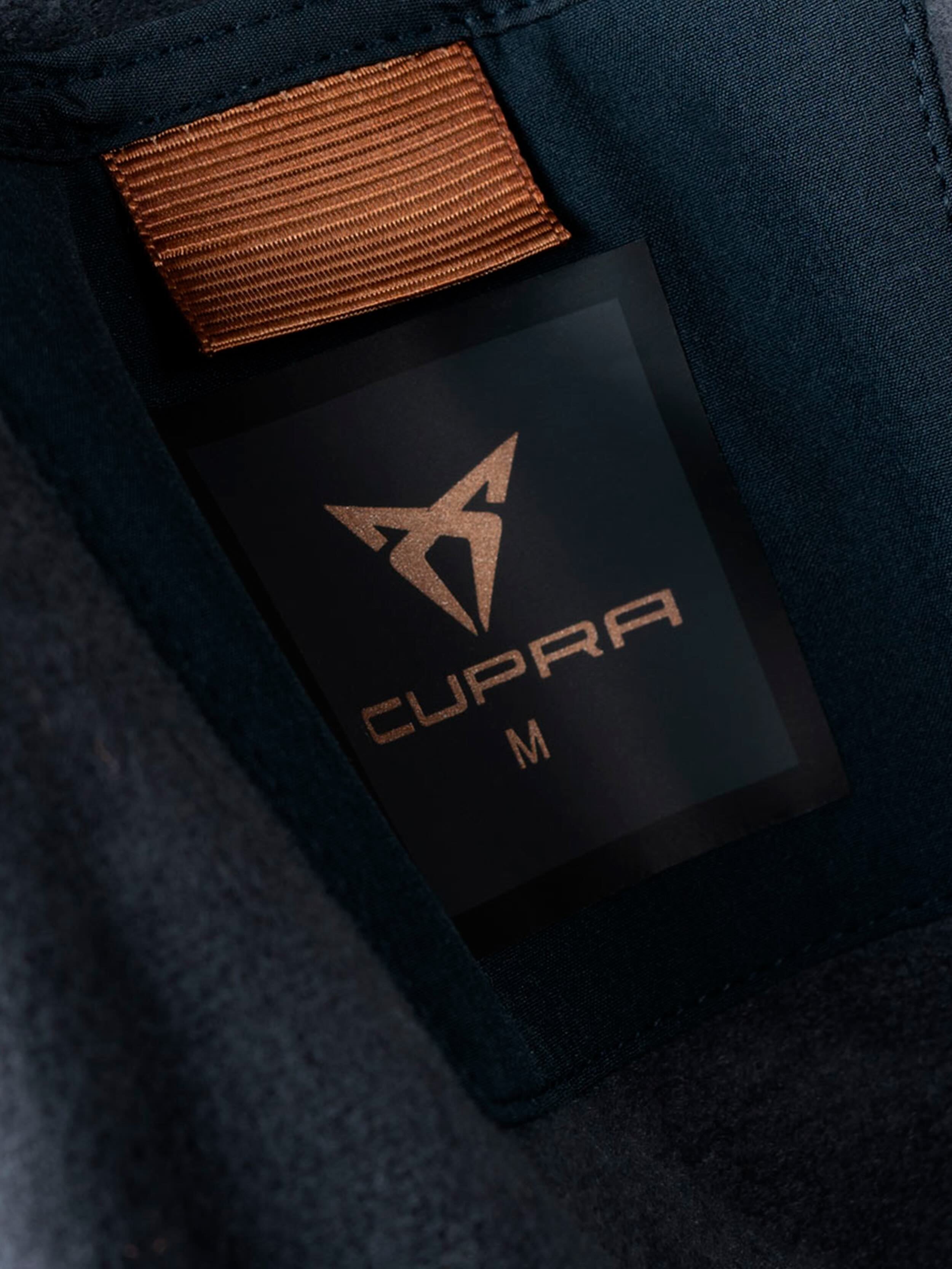 Water-resistant, lightweight softshell jacket | CUPRA Collection