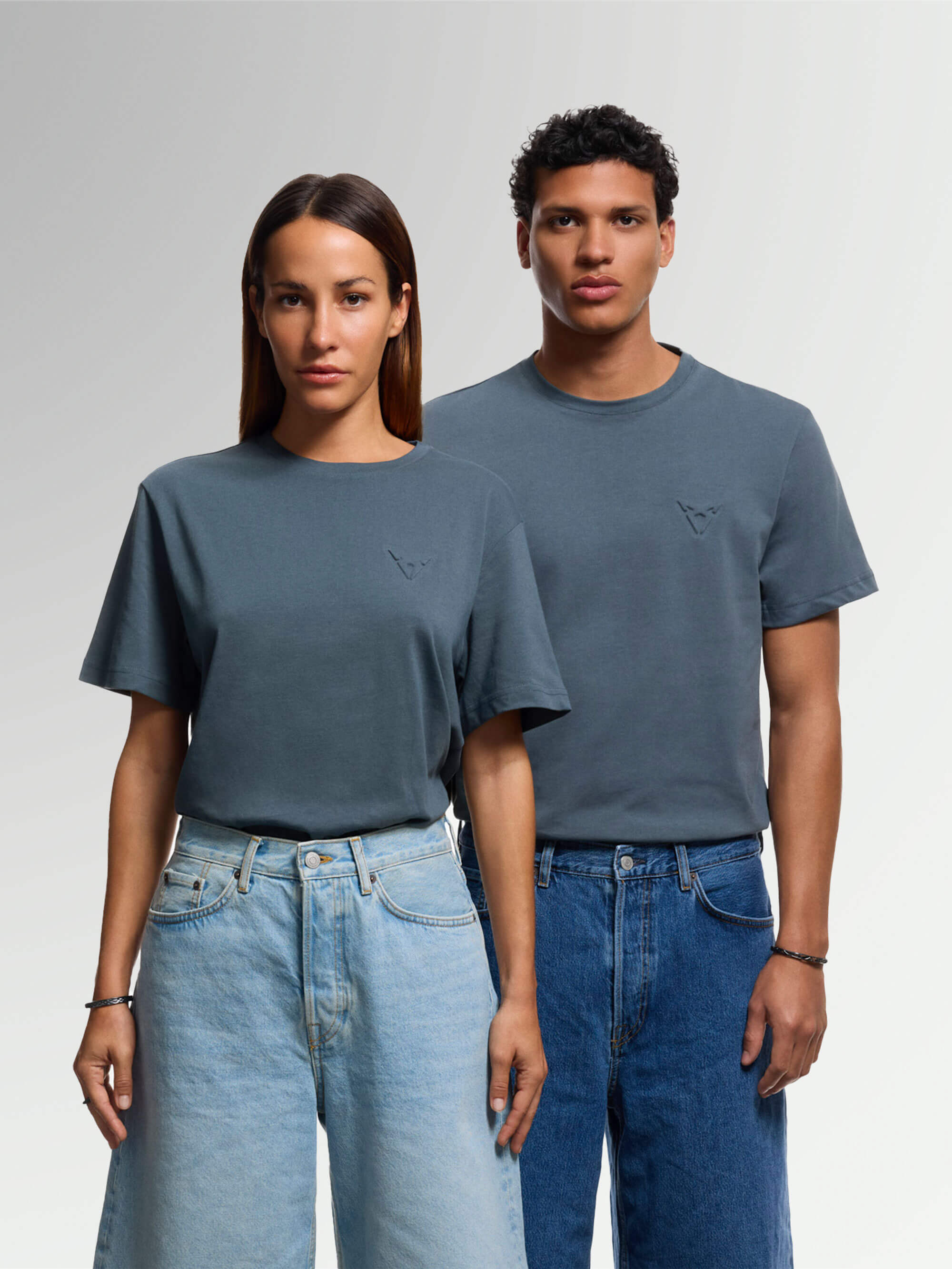 CUPRA CAMISETA EMBOSSED UNISEX