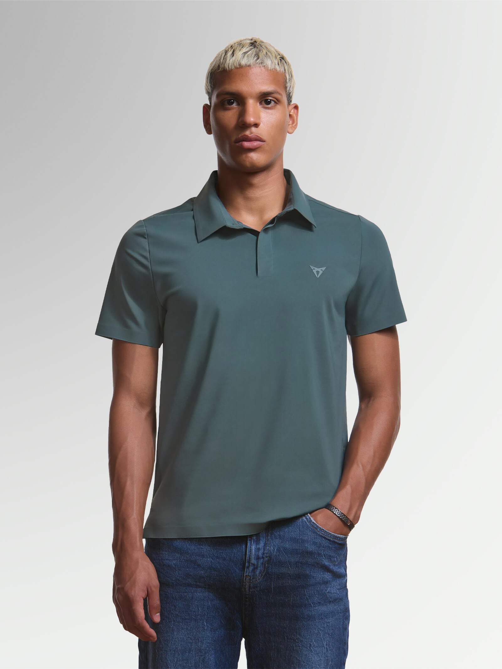 Herren-T-Shirts & Hemden | CUPRA Collection