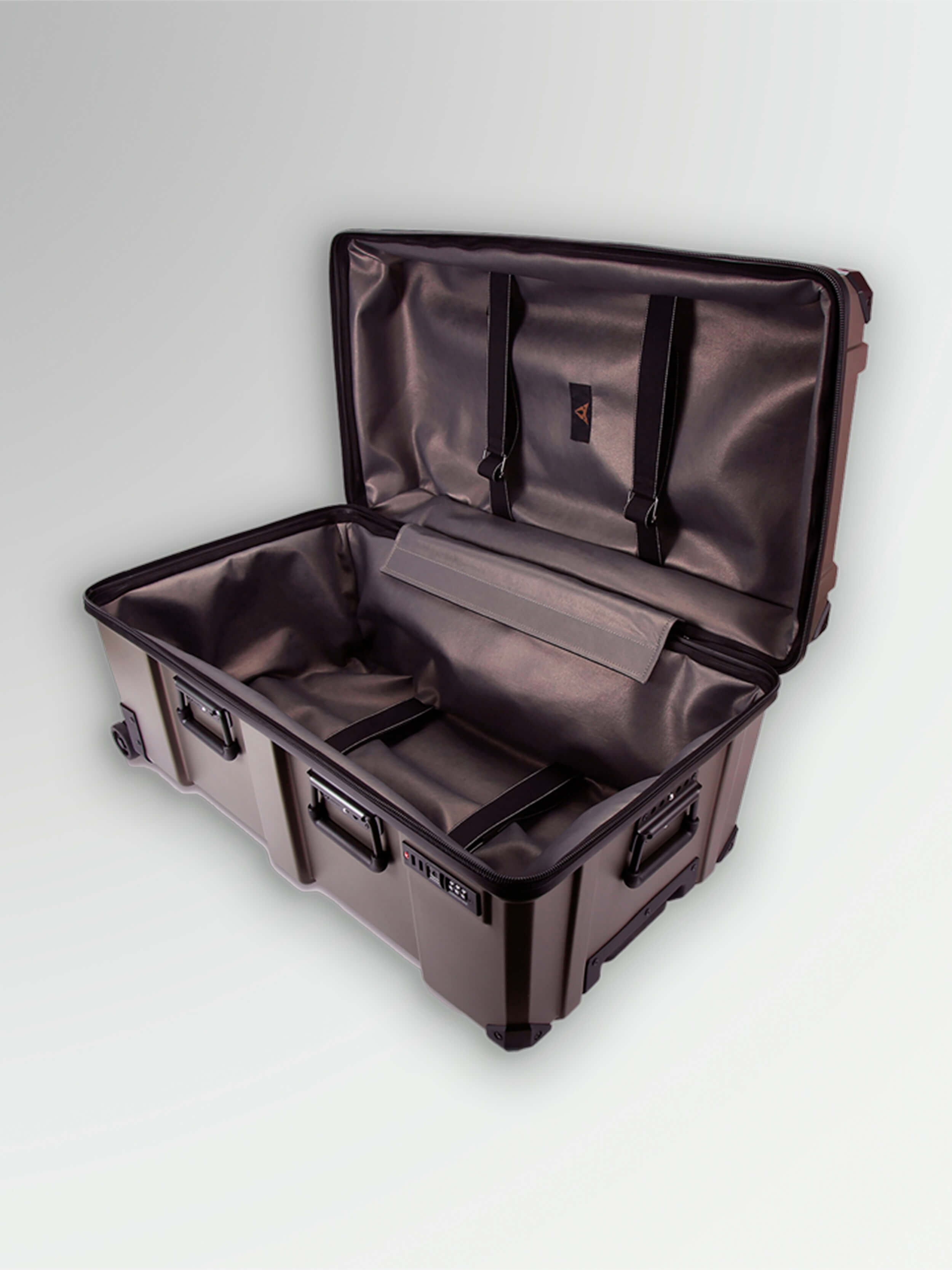 MALETA TRUNK CENTURY BRONZE - HARPER COLLECTIVE x CUPRA