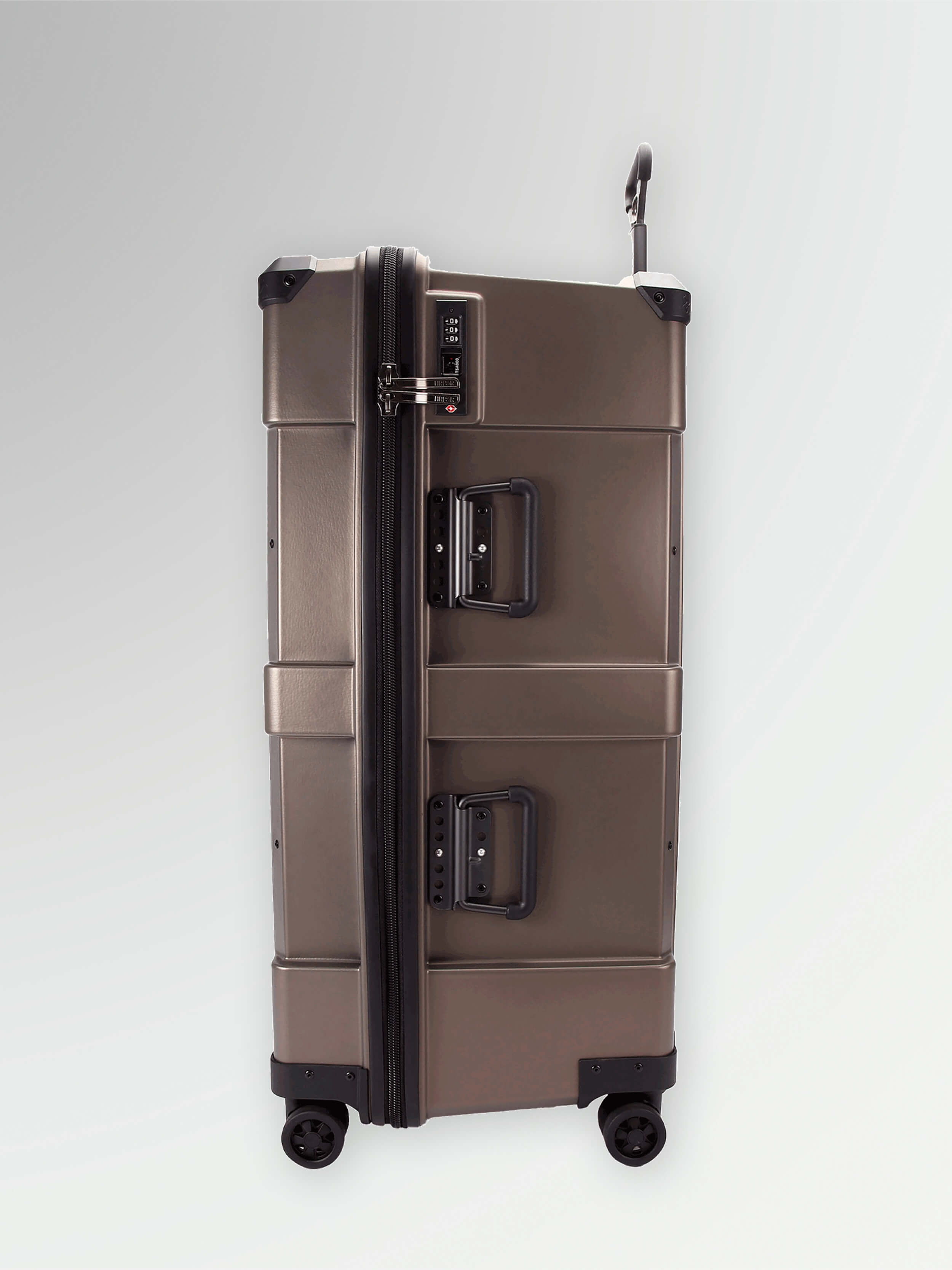 MALETA TRUNK CENTURY BRONZE - HARPER COLLECTIVE x CUPRA