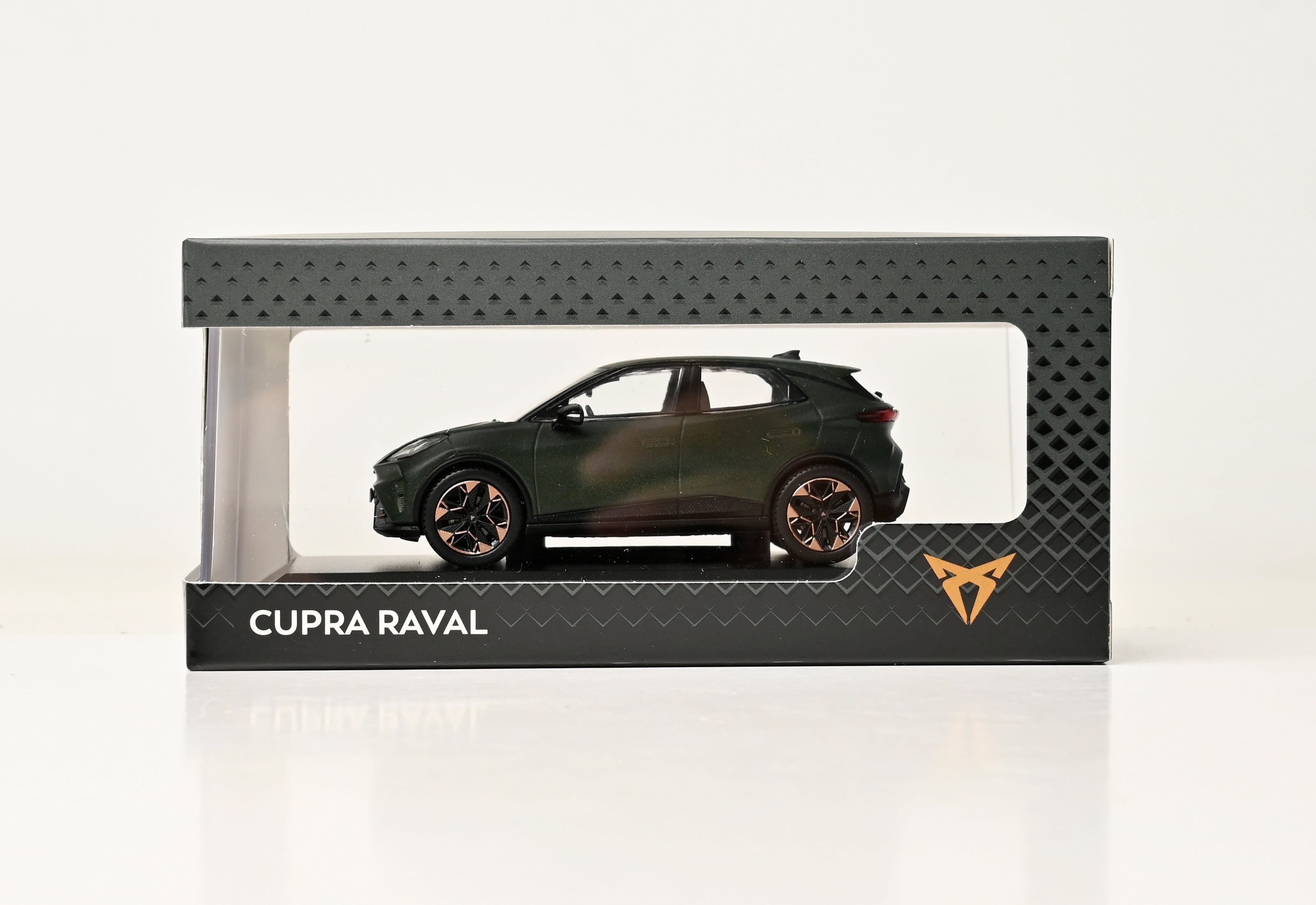 AUTO IN SCALA 1:43 CUPRA RAVAL VERDE MANGANESE