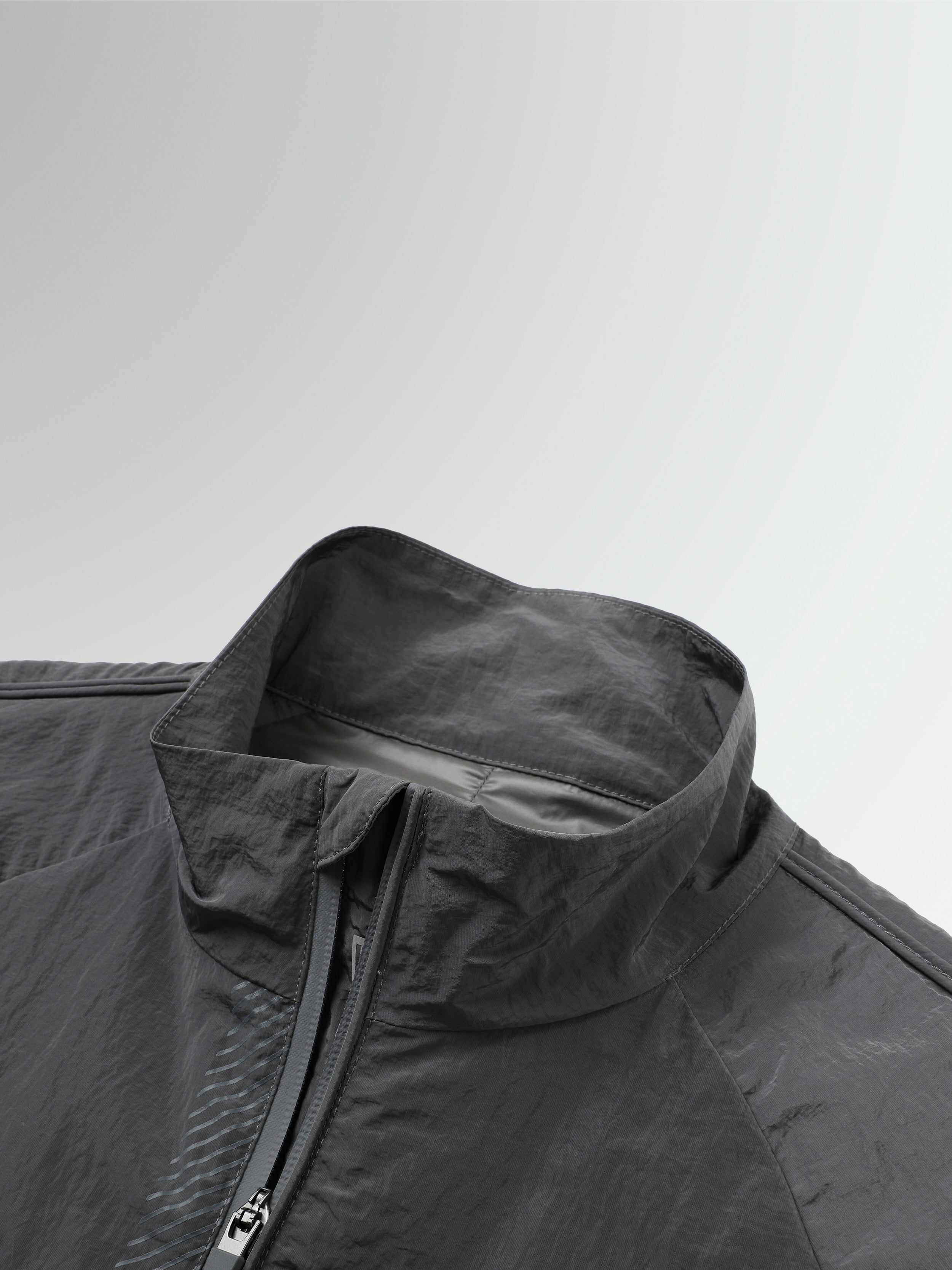 CHAQUETA DEPORTIVA GRIS HOMBRE