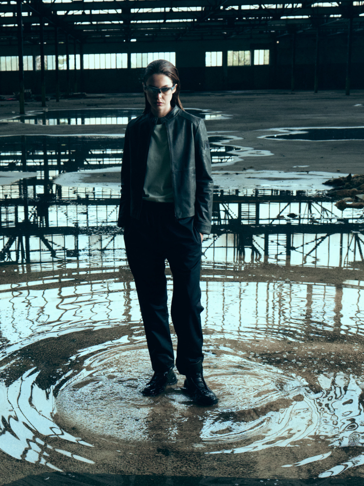 WOMEN'S LEATHER JACKET