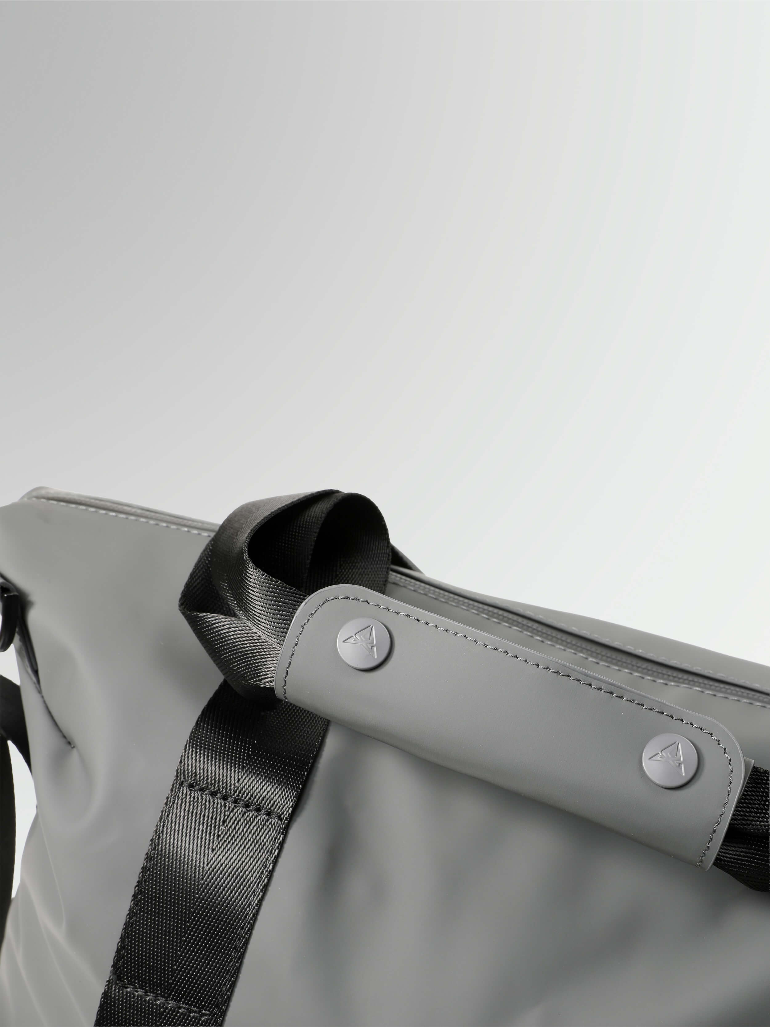 Duffel-Sporttasche grau